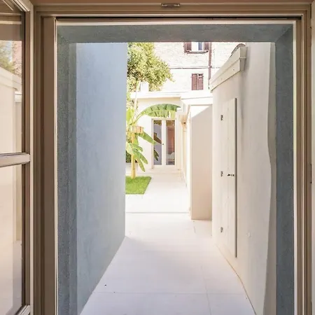 Villa Luxury & Design: Oasi Nel Centro Storico Di Rímini